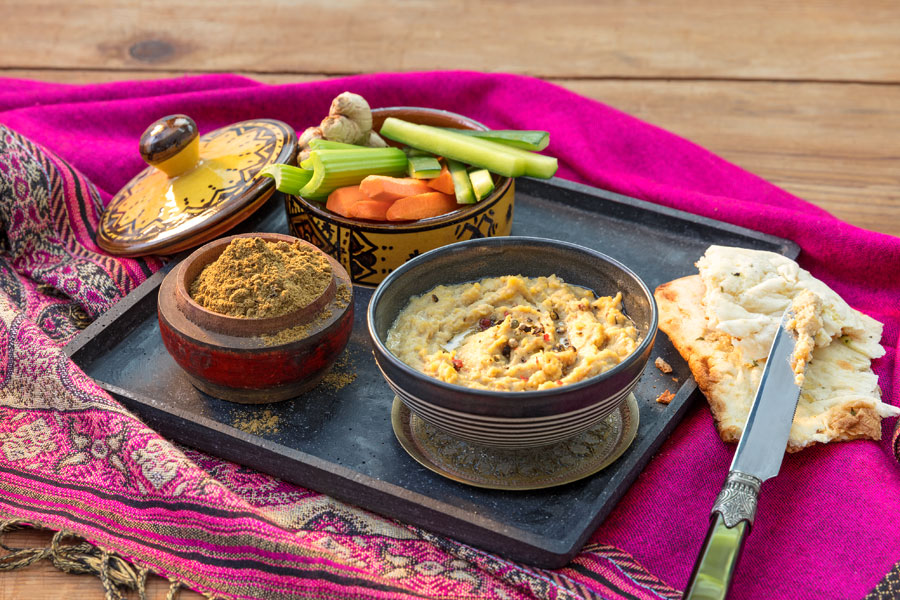 Histaminfreie orientalische Quinoapfanne mit Tahin und gebratenem Haloumi Histaminfreie orientalische Quinoapfanne mit Tahin und gebratenem Haloumi