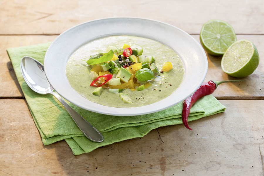 Avocado-Limetten Gazpacho Avocado-Limetten Gazpacho