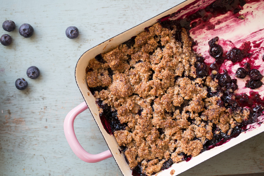 Nuss-Blaubeer-Crumble Nuss-Blaubeer-Crumble