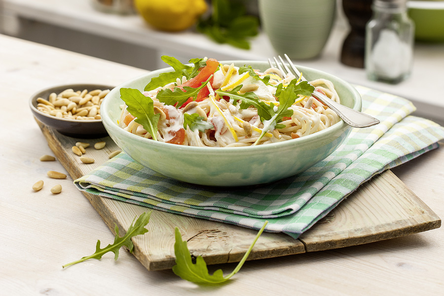 Emmer-Spaghetti mit Ricotta und Tomaten Emmer-Spaghetti mit Ricotta und Tomaten