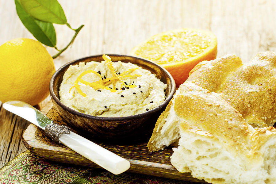 fruchtiges Orangen-Hummus fruchtiges Orangen-Hummus