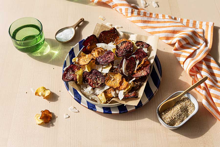 Herzhafte Gemüse-Kokos-Chips Herzhafte Gemüse-Kokos-Chips