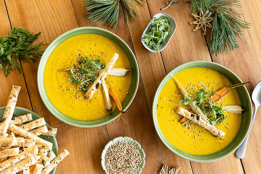 Geröstete Pastinaken-Karottensuppe Geröstete Pastinaken-Karottensuppe
