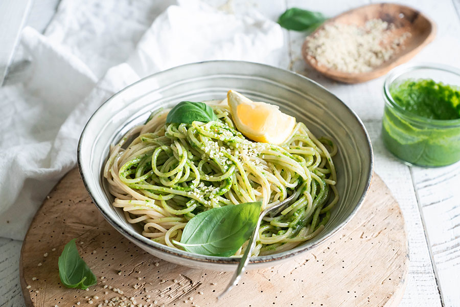 Emmer-Pasta mit Hanfpesto Emmer-Pasta mit Hanfpesto