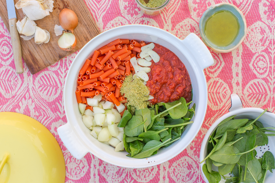One Pot Pasta mit Linsen Rigatoni und Spinat One Pot Pasta mit Linsen Rigatoni und Spinat