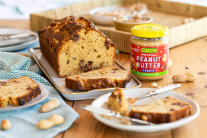 Kuchen mit Peanutbutter und Schokostückchen