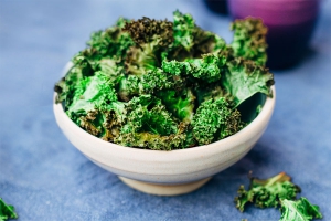 Pesto aus Grünkohl und Haselnüssen