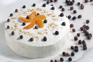 Haselnuss-Biskuittorte